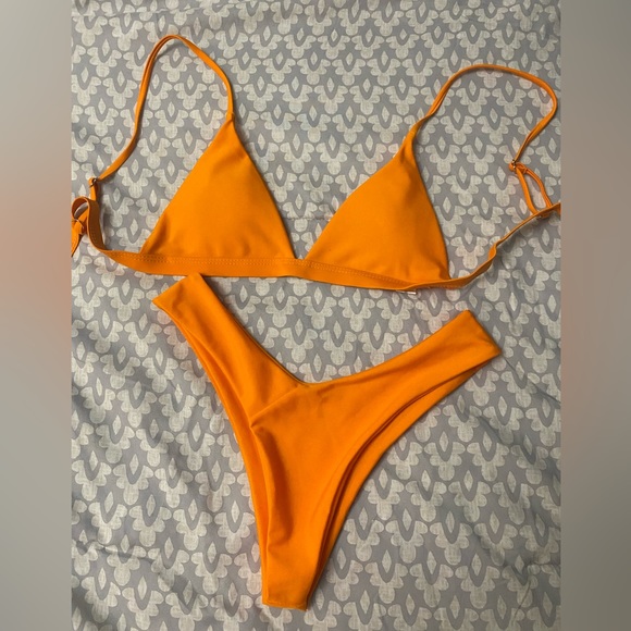 NEW! x2 - 2 Piece Bikinis🧡💛 - Picture 2 of 7